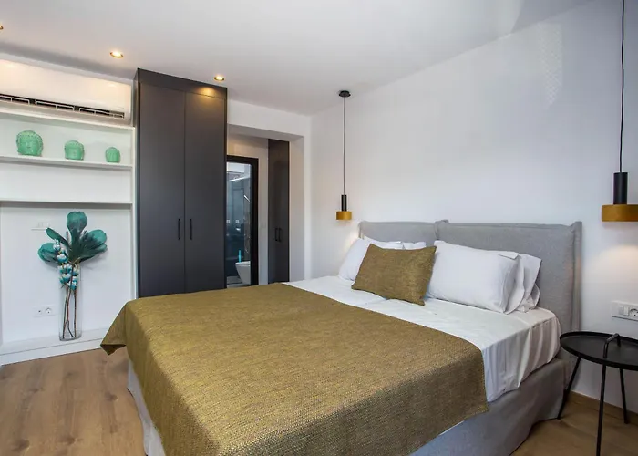 Urban Colours * Rhodes City